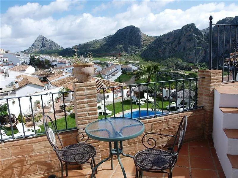 Casas De Montejaque 아파트